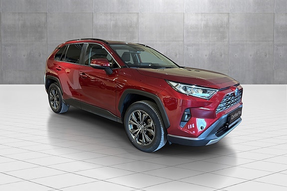 Toyota RAV4 7 of 23
