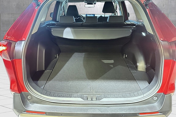 Toyota RAV4 17 of 23