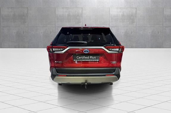 Toyota RAV4 4 of 23