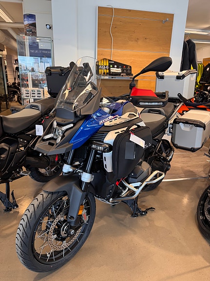BMW R 1300 GS Adventure - Inkludert koffertsett 2 of 2