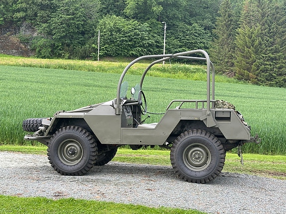 Volvo 2 of 5