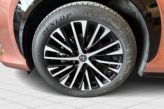 Lexus RZ450e 20 of 21