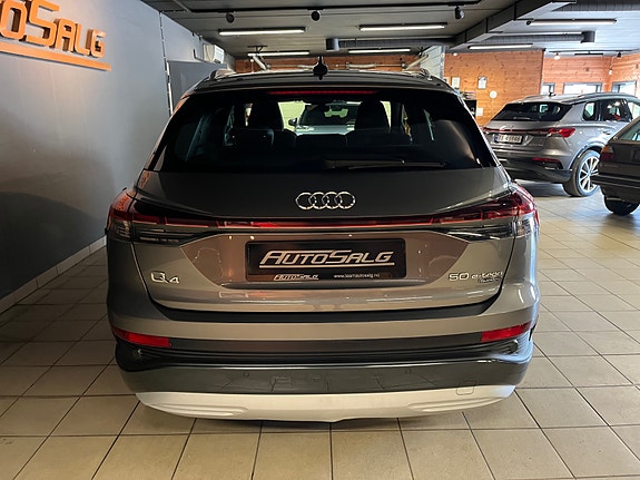 Audi Q4 e-tron 11 of 26