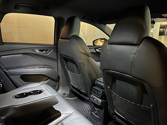 Audi Q4 e-tron 23 of 26