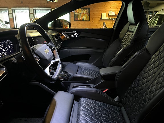 Audi Q4 e-tron 17 of 26