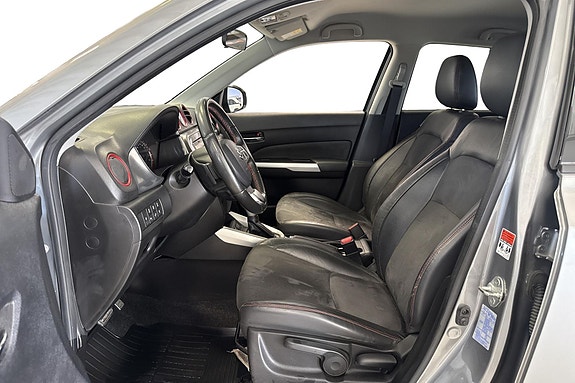 Suzuki Vitara 9 of 24