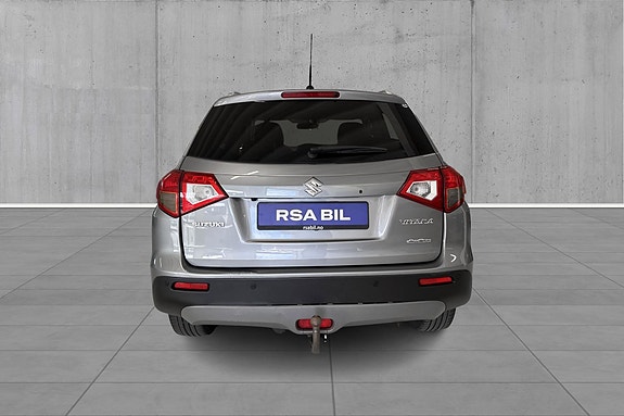Suzuki Vitara 6 of 24