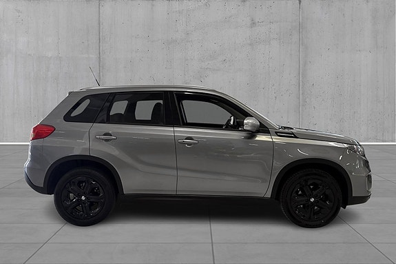 Suzuki Vitara 4 of 5