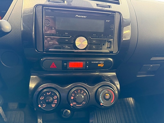 Toyota Urban Cruiser 9 of 11