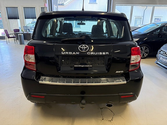 Toyota Urban Cruiser 4 of 5