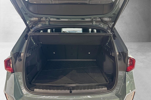 BMW iX1 18 of 24