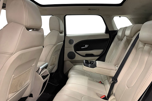 Land Rover Range Rover Evoque 11 of 15