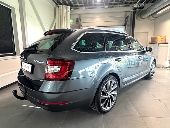 Skoda Octavia 7 of 18