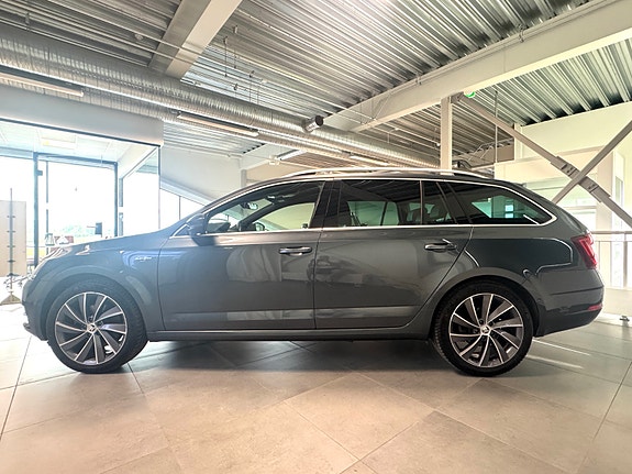 Skoda Octavia 3 of 18