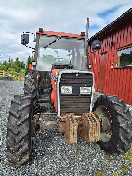 Massey Ferguson 360 12 of 14