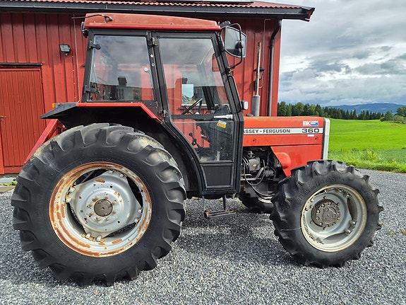 Massey Ferguson 360 2 of 14