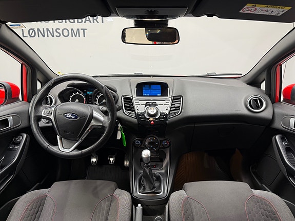 Ford Fiesta 14 of 19