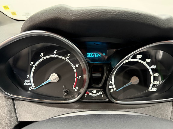 Ford Fiesta 15 of 19