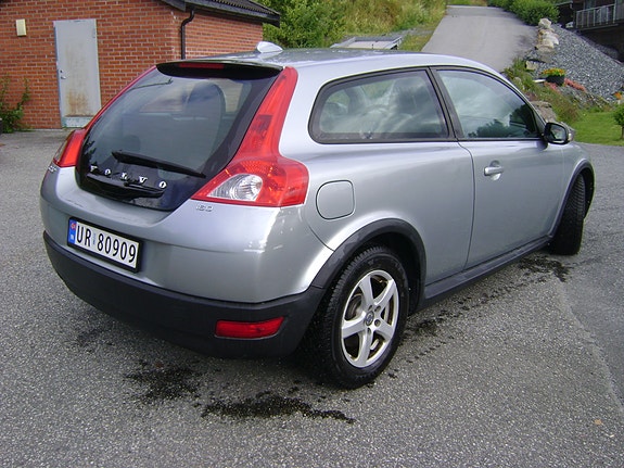 Volvo C30 4 of 5