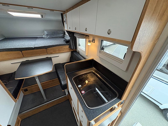 S KAROSSER EASY CAMPER  EC 6H 2.1 SOLCELLE / ALDE / MARKISE / ROMSLI 7 of 17
