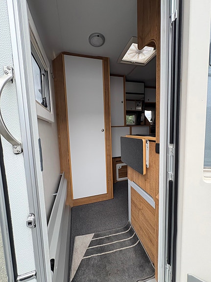 S KAROSSER EASY CAMPER  EC 6H 2.1 SOLCELLE / ALDE / MARKISE / ROMSLI 6 of 17