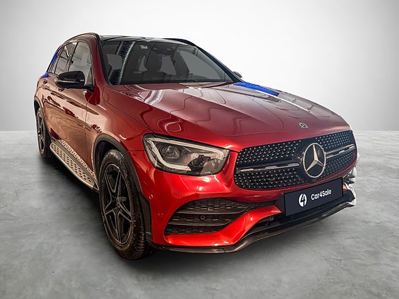Mercedes-Benz GLC300 e 7 of 30