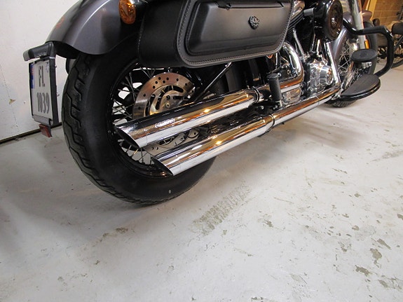 Harley-Davidson FLS Softail Slim 5 of 5