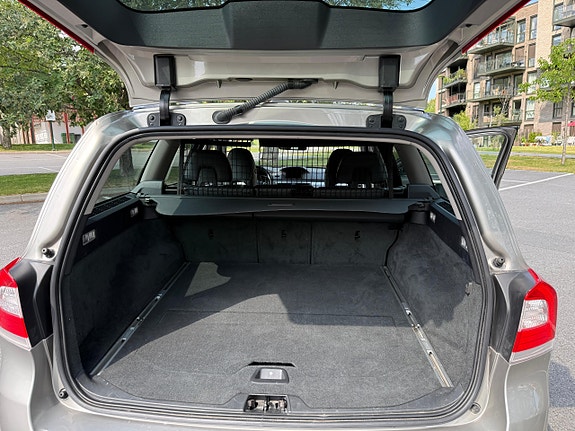 Volvo V70 21 of 25