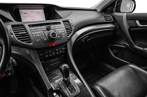 Honda Accord 3 of 5