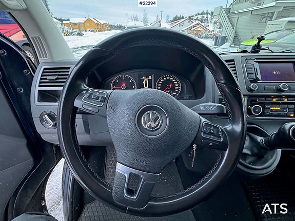 Volkswagen Caravelle – 7 seter med rullestolheis 14 of 30