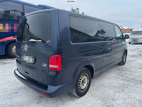 Volkswagen Caravelle – 7 seter med rullestolheis 4 of 5