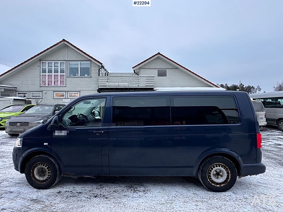 Volkswagen Caravelle – 7 seter med rullestolheis 7 of 30