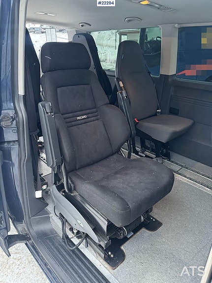 Volkswagen Caravelle – 7 seter med rullestolheis 19 of 30