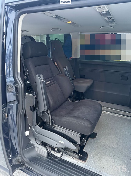 Volkswagen Caravelle – 7 seter med rullestolheis 22 of 30