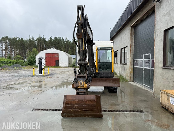Volvo ECR88 Gravemaskin - Engcon tiltrotator - Hk feste - sentralsmøring - nye belter 3 of 5