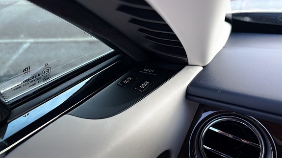 Rolls Royce Wraith 20 of 30