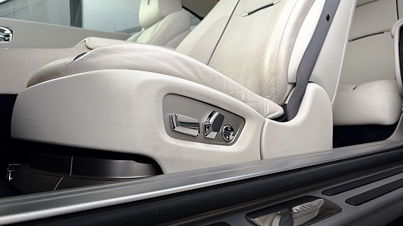 Rolls Royce Wraith 24 of 30