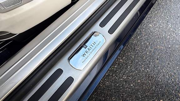 Rolls Royce Wraith 21 of 30
