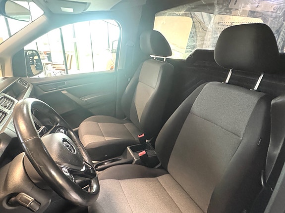 Volkswagen Caddy Maxi 11 of 14