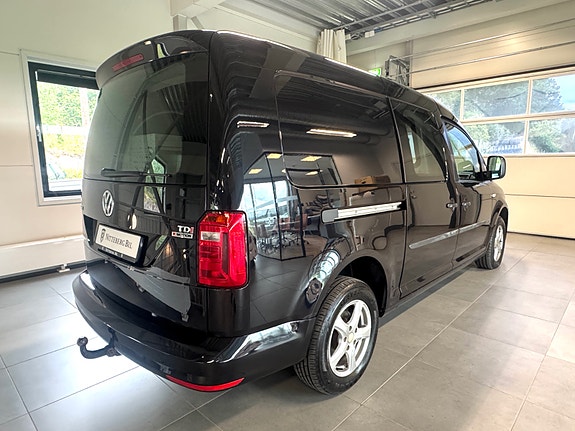 Volkswagen Caddy Maxi 7 of 14