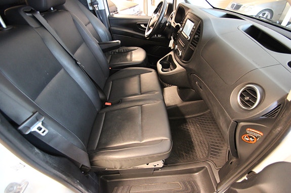 Mercedes-Benz Vito 119 11 of 14