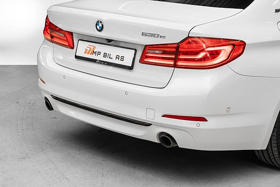BMW 5-Serie 7 of 30