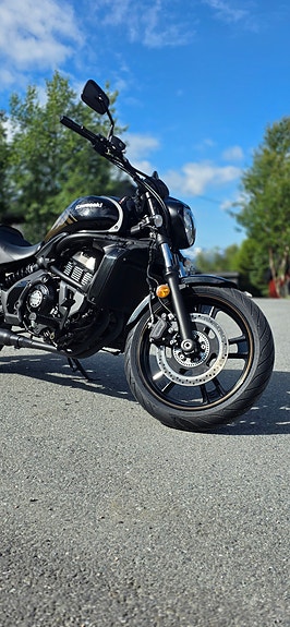 Kawasaki Vulcan S 650 2 of 5