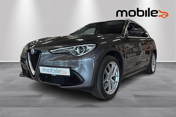 Alfa Romeo Stelvio 19 of 24