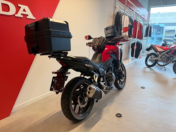 Honda NX500 3 of 5