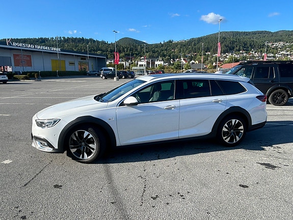 Opel Insignia Country Tourer 5 of 23