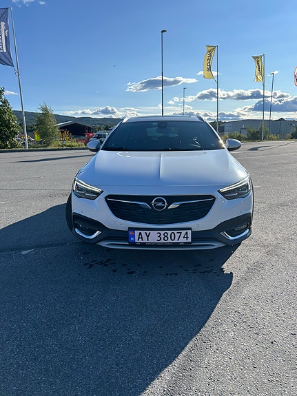 Opel Insignia Country Tourer 2 of 23