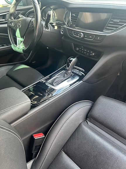 Opel Insignia Country Tourer 16 of 23