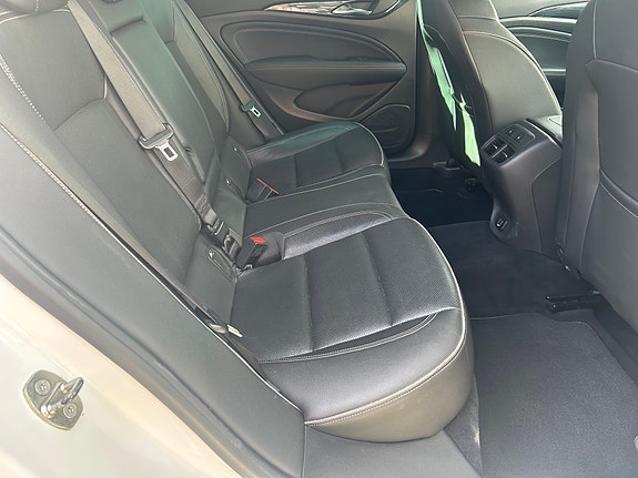 Opel Insignia Country Tourer 13 of 23