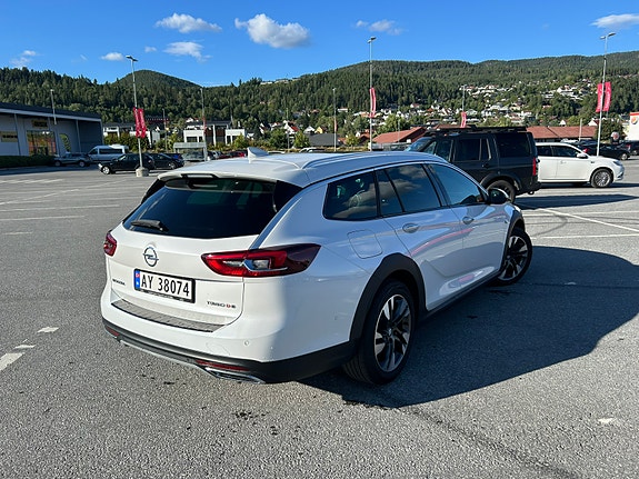 Opel Insignia Country Tourer 4 of 23